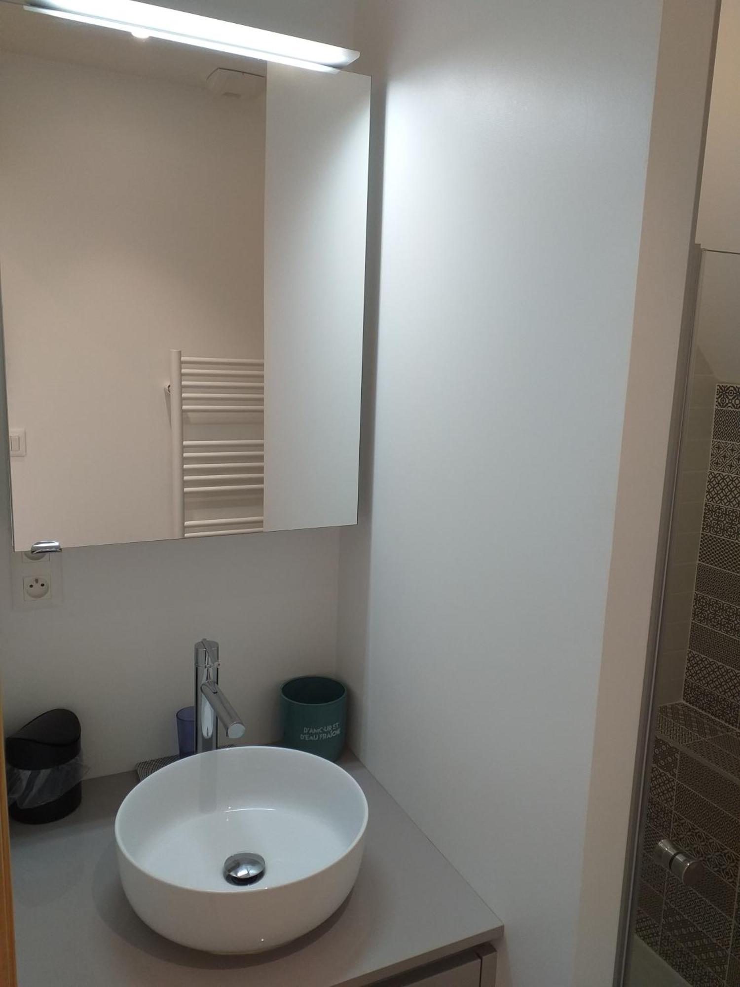 Alizee Apartment กรองวิลล์ ภายนอก รูปภาพ
